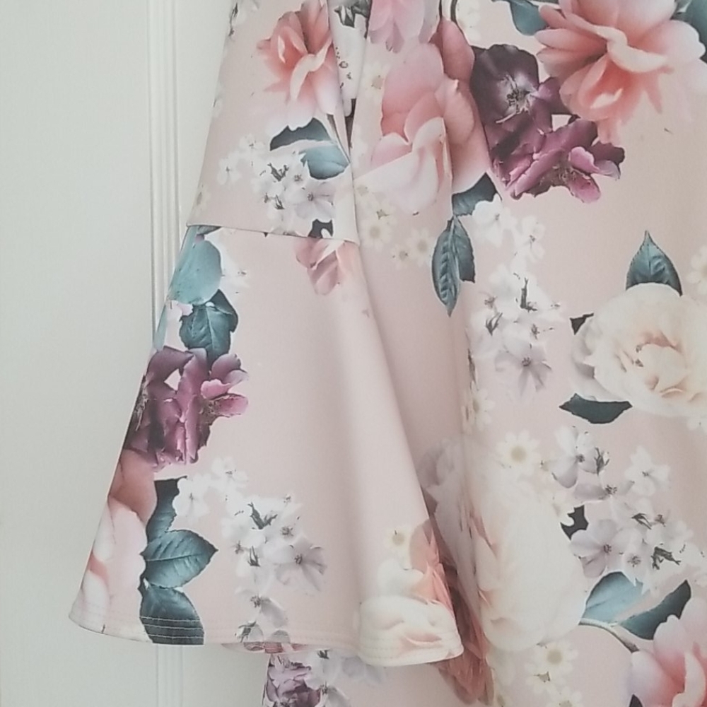 Calvin Klein dress - Picture 2 of 5